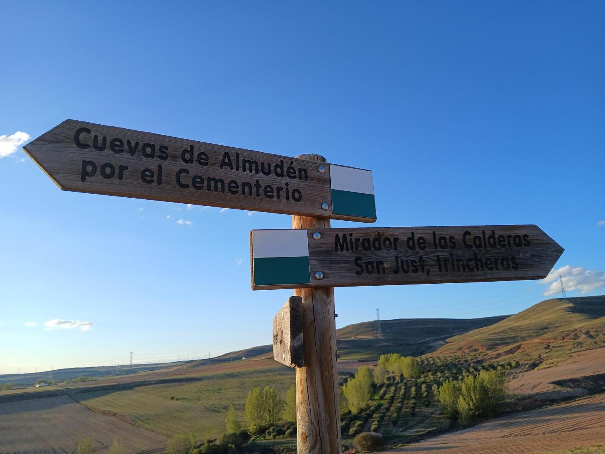 Pensjonat Casa Rural Italuna Jarque de la Val Zewnętrze zdjęcie